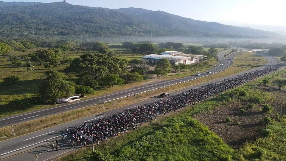 Caravana Migrante En Chiapas Se Disuelve Al Entregarse Al Inm