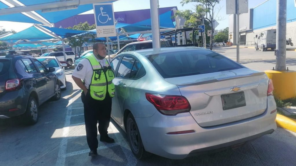 Supervisa Tr Nsito Municipal Los Estacionamientos Para Discapacitados