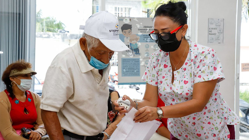 Impulsa DIF Cozumel, programas de salud preventiva para el hombre